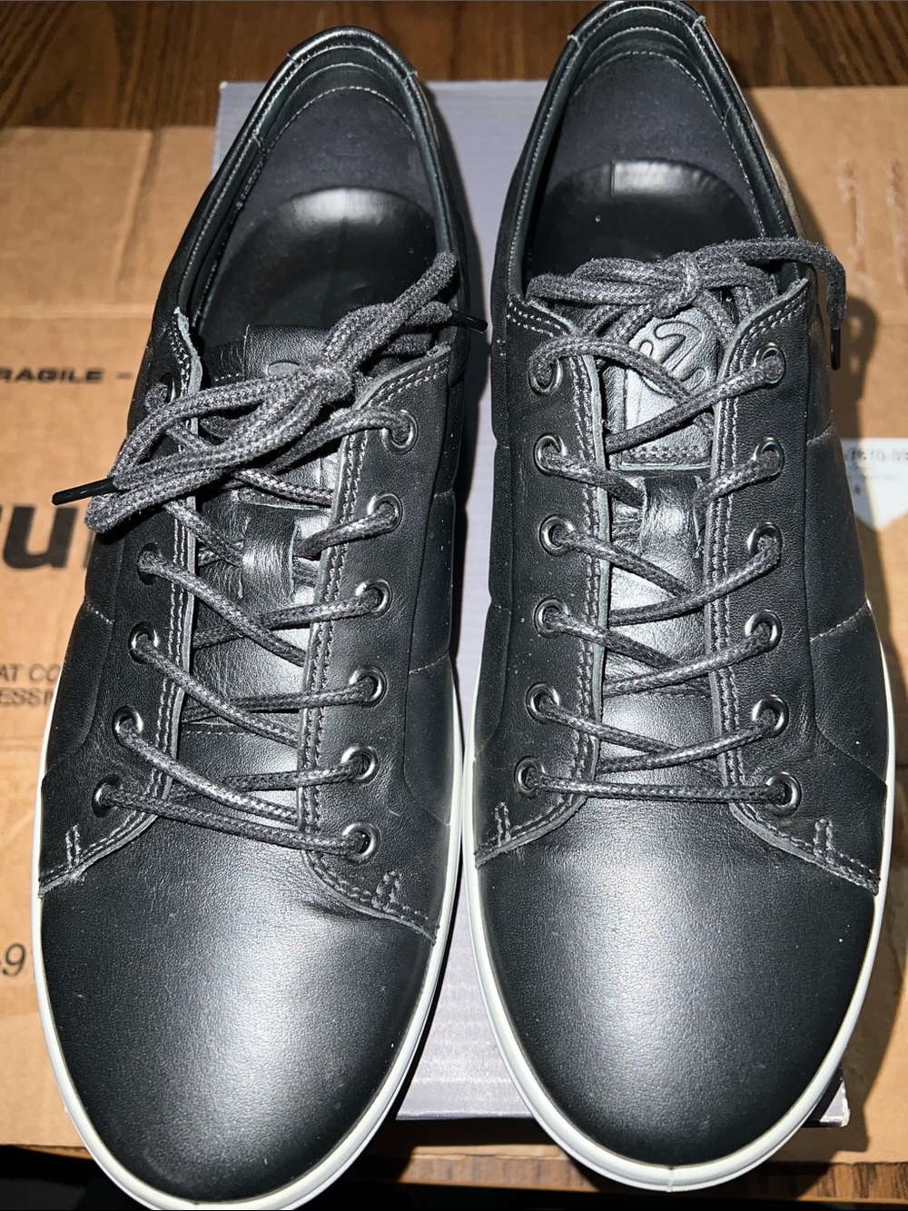 Ecco Black Leather Low-Top Sneakers